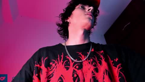     online show from February 2025 04:48:02 AM