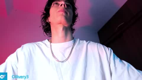     online show from February 2025 04:15:01 AM