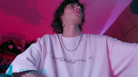     online show from October 2025 02:12:02 AM