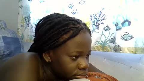 ollleina online show from February 2026 06:48:02 AM