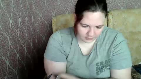 Snapshot of olyaandnetty chatting on June 2026 04:44:01 AM OlyaAndNetty online show from June 2026 04:44:01 AM