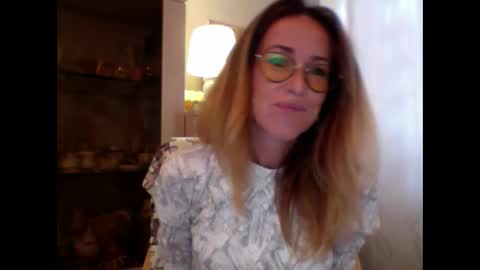 Snapshot of olyra11 chatting on September 2025 08:47:02 AM olyra11 online show from September 2025 08:47:02 AM