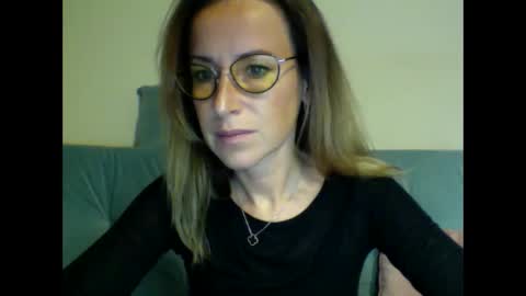 Snapshot of olyra11 chatting on December 2025 06:57:02 PM olyra11 online show from December 2025 06:57:02 PM