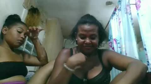 Snapshot of olyvienne90 chatting on November 2025 08:48:02 AM olyvienne90 online show from November 2025 08:48:02 AM