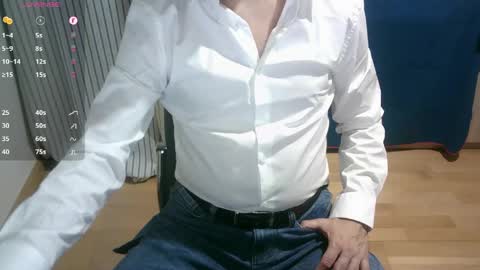 Snapshot of omar87ram chatting on June 2026 09:21:02 PM Omar online show from June 2026 09:21:02 PM