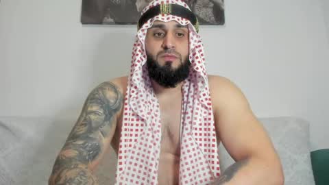 Snapshot of omar_xoxo chatting on May 2026 09:36:01 AM Omar online show from May 2026 09:36:01 AM