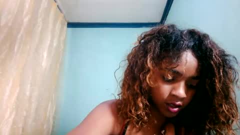 Snapshot of omegah05 chatting on June 2026 10:15:01 AM omegah05 online show from June 2026 10:15:01 AM