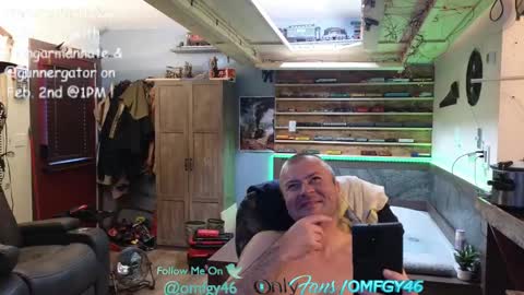 Snapshot of omfgy chatting on January 2025 09:41:01 PM Norm online show from January 2025 09:41:01 PM