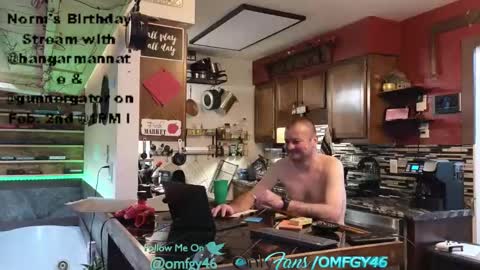 Snapshot of omfgy chatting on January 2025 09:15:01 PM Norm online show from January 2025 09:15:01 PM