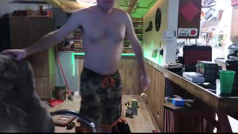 Snapshot of omfgy chatting on February 2025 09:37:02 PM Norm online show from February 2025 09:37:02 PM