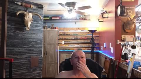 Snapshot of omfgy chatting on February 2025 08:09:02 PM Norm online show from February 2025 08:09:02 PM