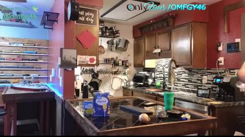 Snapshot of omfgy chatting on March 2025 06:16:01 PM Norm online show from March 2025 06:16:01 PM