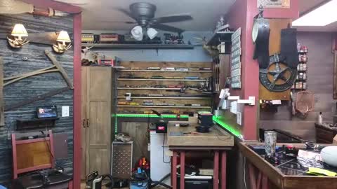 Norm online show from November 2025 05:01:01 PM