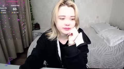 Snapshot of omg_itsperfect chatting on January 2026 06:16:01 AM Fina online show from January 2026 06:16:01 AM