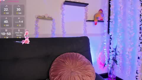 Violette online show from February 2025 09:07:02 PM