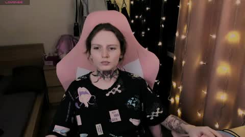 on_yxxx online show from April 2026 08:37:01 PM