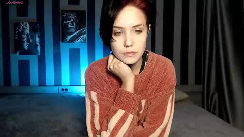 onaloon online show from September 2025 01:18:01 AM