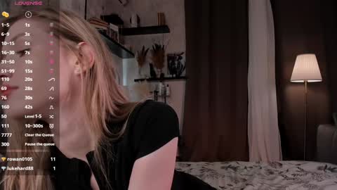 Ana online show from October 2025 07:08:02 AM