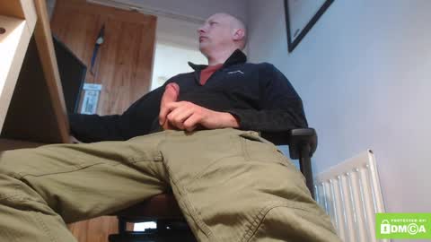 Snapshot of one_balled_wonder chatting on May 2026 04:12:02 PM one balled wonder online show from May 2026 04:12:02 PM