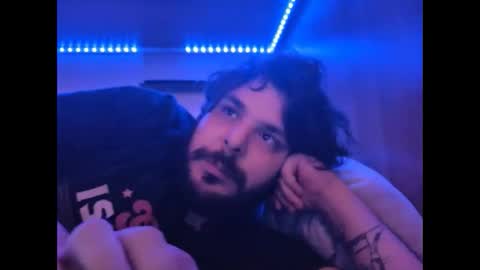 Snapshot of onecrew1 chatting on September 2025 06:11:02 PM onecrew1 online show from September 2025 06:11:02 PM