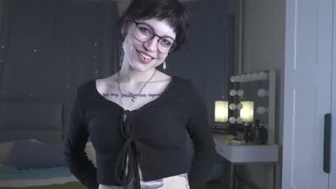 Snapshot of oneidahalla chatting on March 2026 07:15:02 PM ameli ameli a a a ameli Amelia online show from March 2026 07:15:02 PM