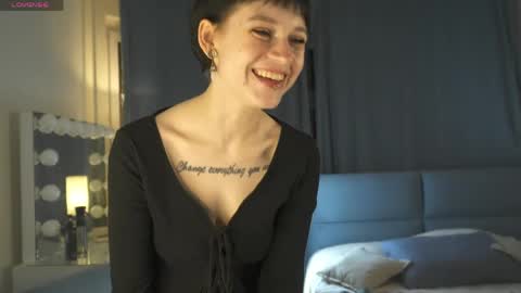 Snapshot of oneidahalla chatting on April 2026 07:22:02 PM ameli ameli a a a ameli Amelia online show from April 2026 07:22:02 PM