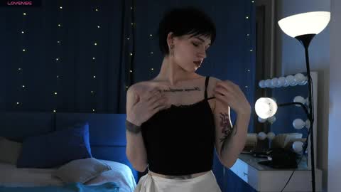 Snapshot of oneidahalla chatting on April 2026 08:28:02 PM ameli ameli a a a ameli Amelia online show from April 2026 08:28:02 PM