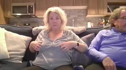 couple mature milf bigboobs curvy mommydaddy online show from January 2025 10:44:02 PM
