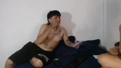 onixandghosty online show from April 2026 07:04:02 PM