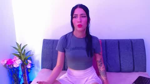 Snapshot of onlily chatting on February 2026 07:42:02 PM onlily online show from February 2026 07:42:02 PM