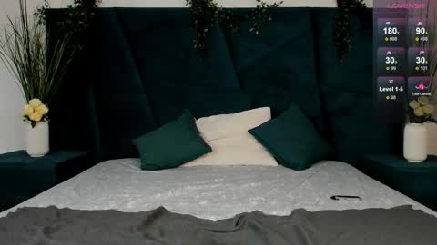 Erick  online show from November 2025 06:17:01 PM