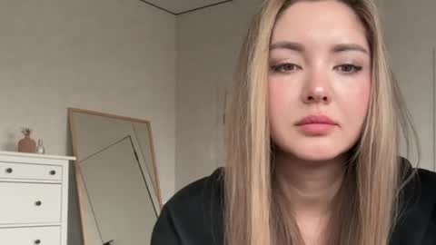 only_this online show from April 2026 08:15:02 AM