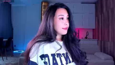 Amelia online show from September 2025 06:18:01 AM