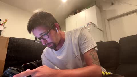 Snapshot of onthecumup69 chatting on September 2025 11:42:01 AM onthecumup69 online show from September 2025 11:42:01 AM
