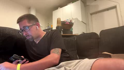 Snapshot of onthecumup69 chatting on September 2025 08:08:01 AM onthecumup69 online show from September 2025 08:08:01 AM