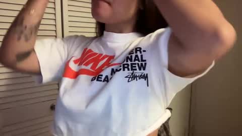 Snapshot of oohhellothere chatting on September 2025 06:47:02 AM Miss Girly online show from September 2025 06:47:02 AM