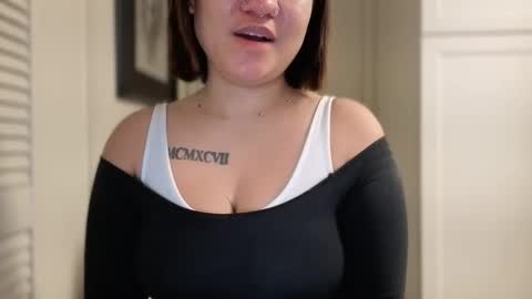 Miss Girly online show from February 2026 10:56:01 AM