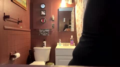 Jolene online show from May 2026 08:32:02 AM