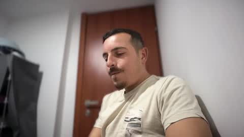 or online show from November 2025 09:25:02 PM