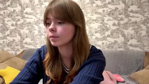 Snapshot of oracorker chatting on September 2025 08:43:01 PM Coraline online show from September 2025 08:43:01 PM