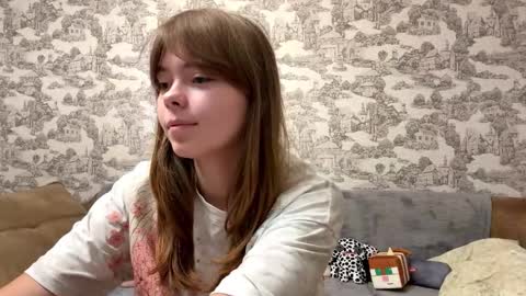 Snapshot of oracorker chatting on September 2025 09:26:02 PM Coraline online show from September 2025 09:26:02 PM