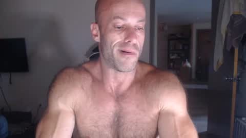 Snapshot of oregon87 chatting on June 2026 03:05:02 AM The Oregon Lumberjack online show from June 2026 03:05:02 AM