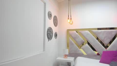 Miss Guzman  online show from February 2025 08:41:02 PM