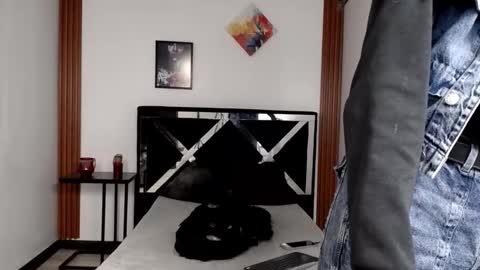 ORIANNA online show from November 2025 11:54:01 AM