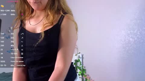 Dolores online show from June 2026 04:02:02 PM