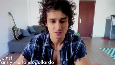 Snapshot of orlando__bloom chatting on January 2025 09:29:01 AM Fansly and Instagram -  online show from January 2025 09:29:01 AM