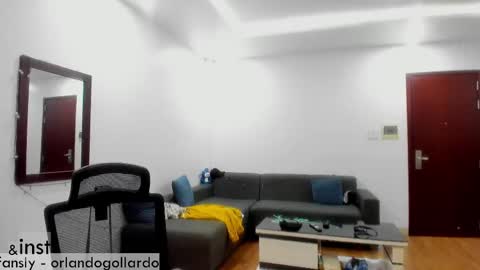 Snapshot of orlando__bloom chatting on March 2025 11:08:02 AM Fansly and Instagram -  online show from March 2025 11:08:02 AM