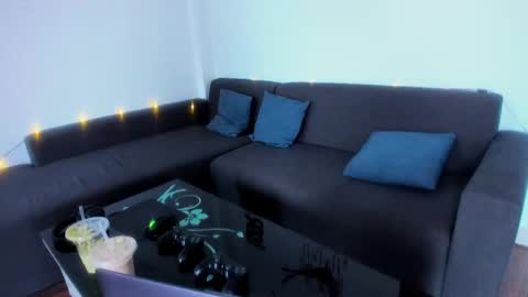 Snapshot of orlando__bloom chatting on March 2025 10:00:02 AM Fansly and Instagram -  online show from March 2025 10:00:02 AM