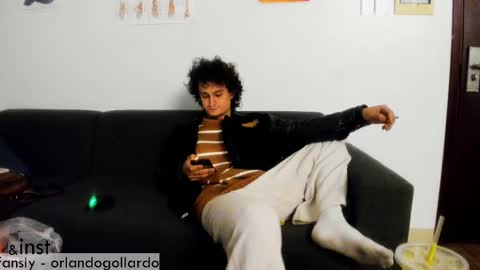 Snapshot of orlando__bloom chatting on March 2025 11:18:02 AM Fansly and Instagram -  online show from March 2025 11:18:02 AM