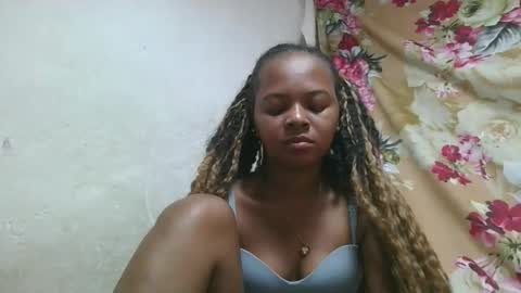Snapshot of ornellahhh chatting on September 2025 04:01:02 PM ornellahhh online show from September 2025 04:01:02 PM